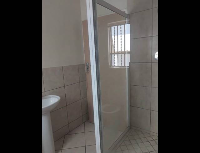 3 BEDROOM HOUSE FOR SALE IN CRYSTAL PARK